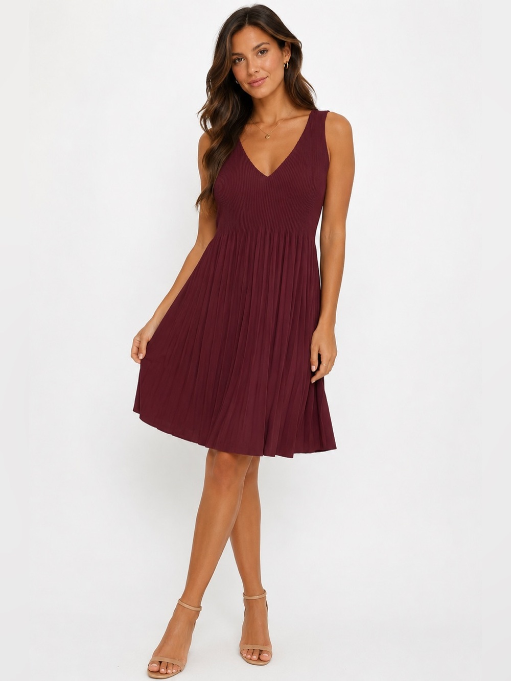Aritzia babaton pleated midi dress burgundy size small V neck